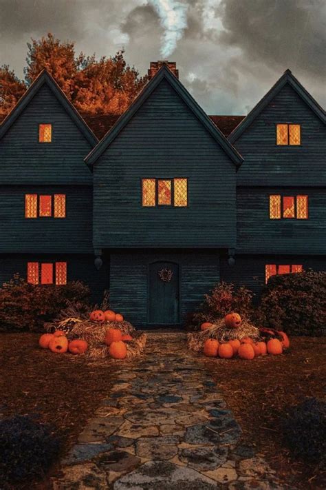 Witchcraft mansion in Salem